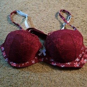 Hollister lightly lined demi bra